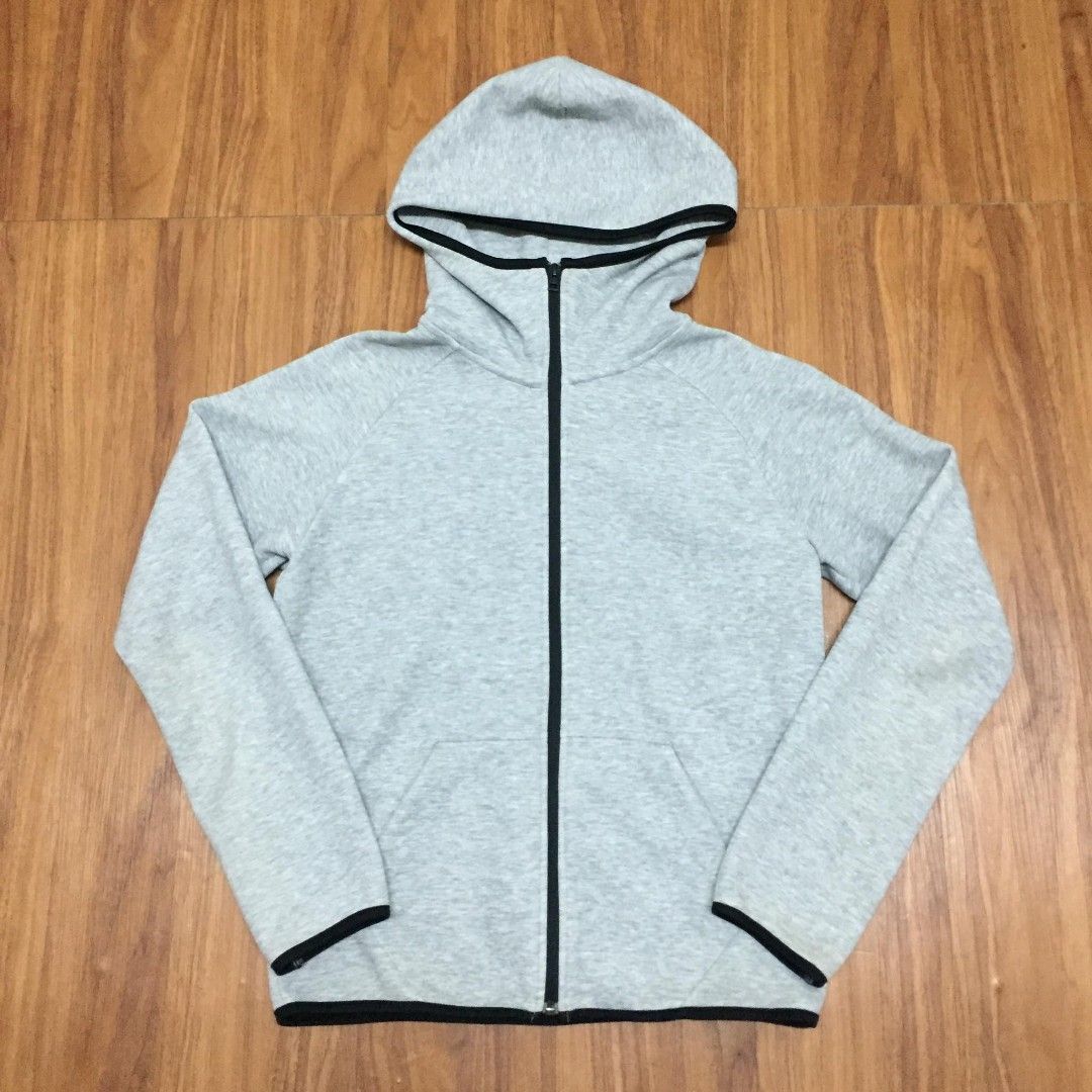 Uniqlo tech fleece jacket hot sale