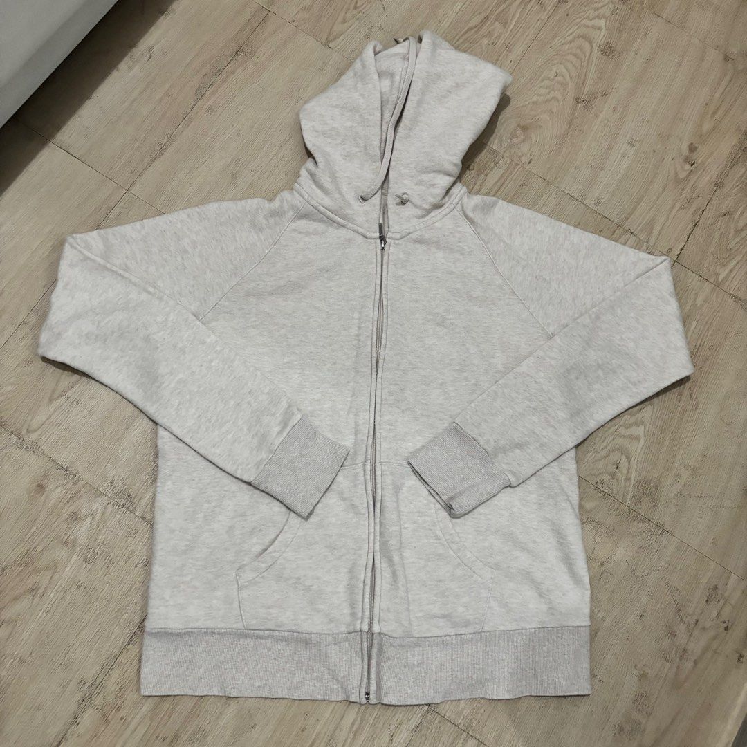 Uniqlo white jacket top