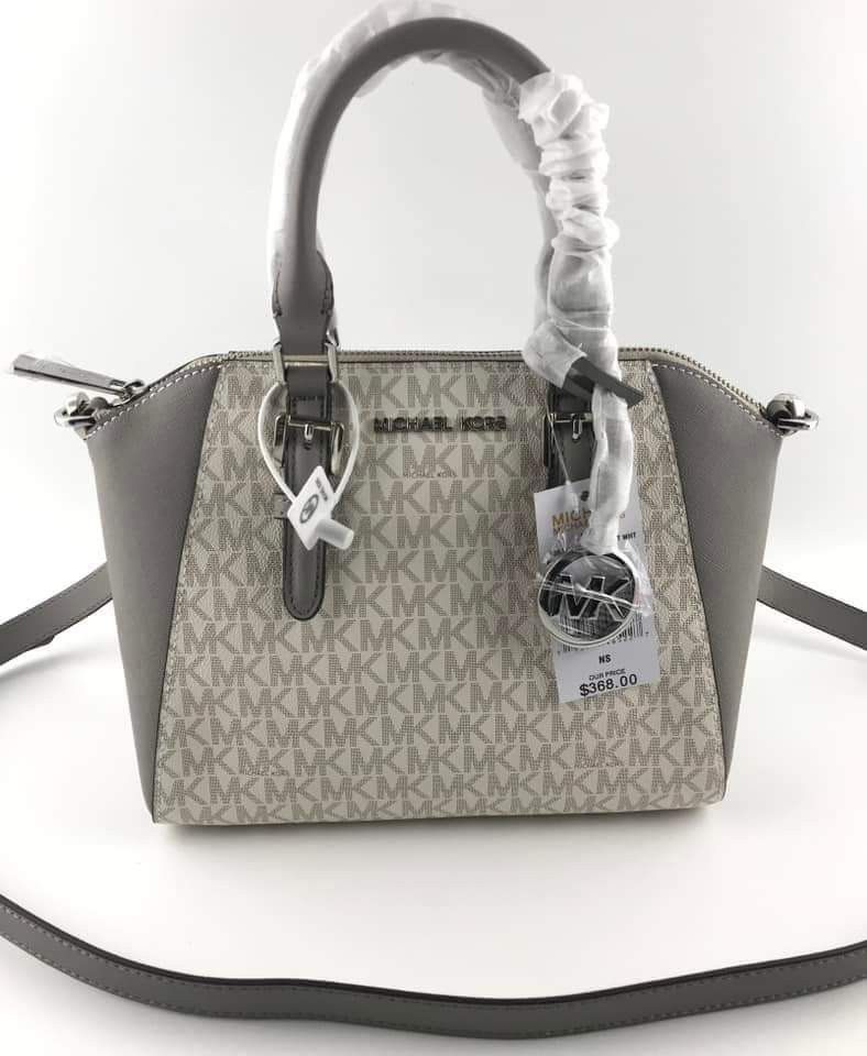 🍀 M.K Med Ciara (Category: Luxury Bags & Wallets) located in Manila. Submitted by shan_kenz (Listing ID 1312155514, Image 2). Description: 🍀 M.K Med Ciara ▪️ 11"w x 5.25"d x 8"h 💰P2,800 ▪️Actual photo ▪️Plus SF.