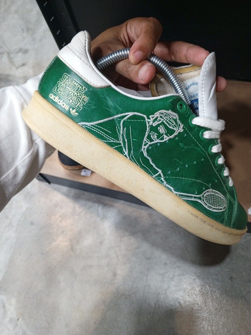 Stan smith vs outlet