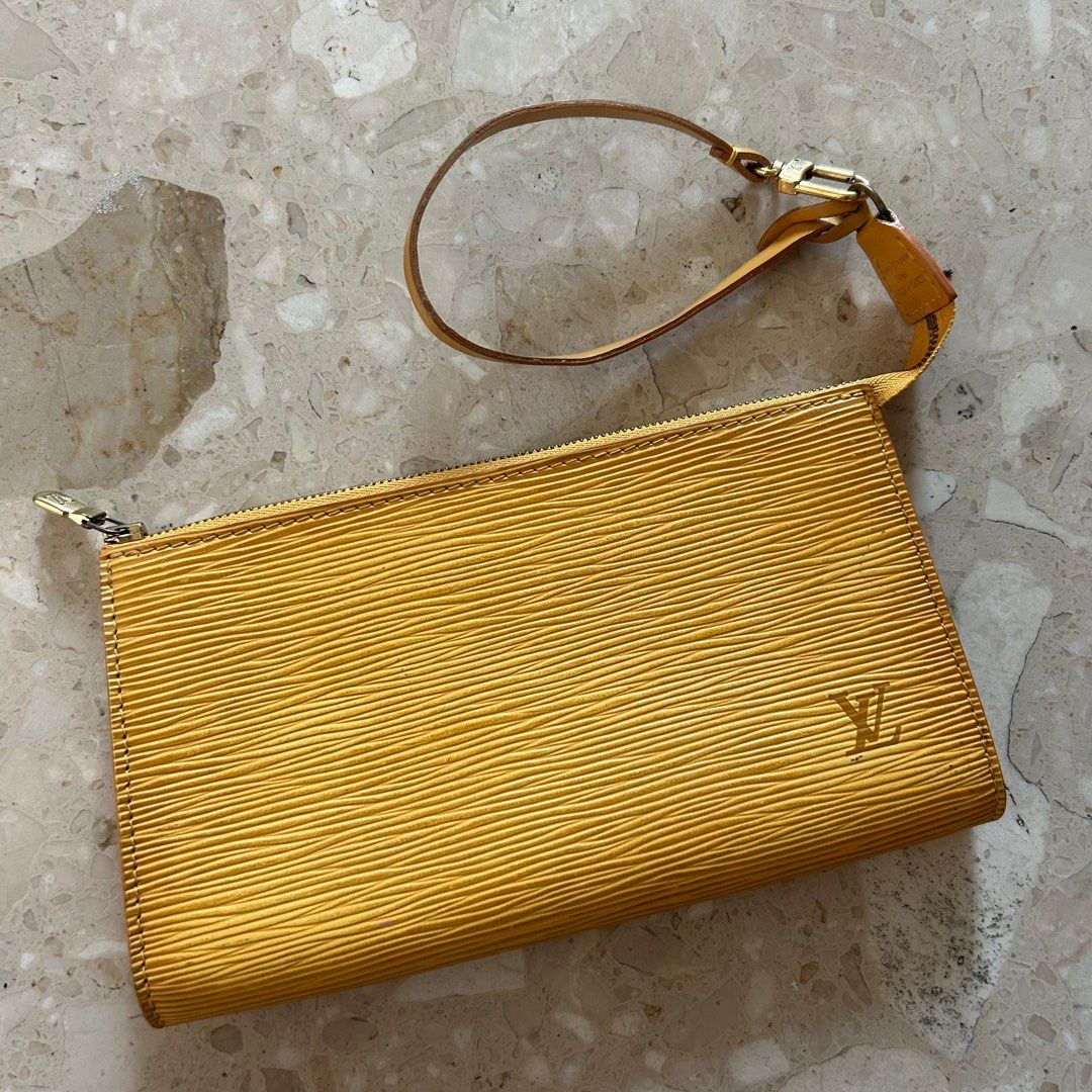 Louis vuitton epi pochette shop