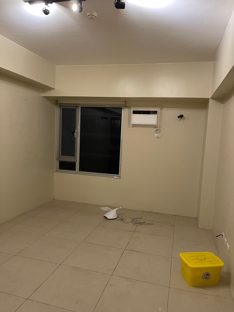 (Category: ) located in . Submitted by tarvillar01251 (Listing ID 1312277175, Image 1). Description: .