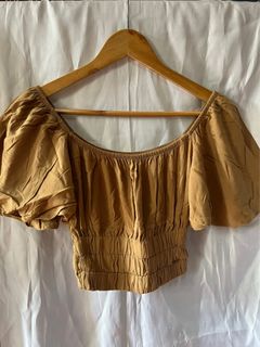(Category: ) located in . Submitted by elle.mango (Listing ID 1312280004, Image 1). Description: .