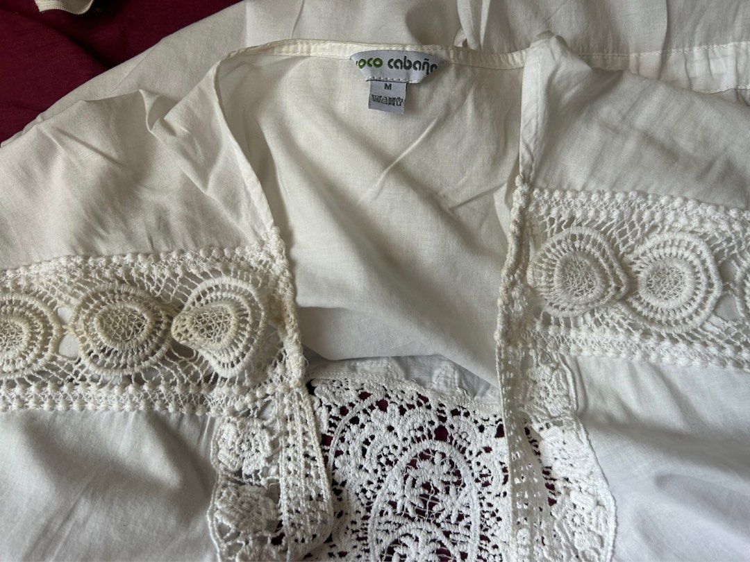 coco cabana white blouse (Category: Blouses) located in Malabon City. Submitted by everythinggoeson (Listing ID 1312138211, Image 2). Description: preloved medium size summer blouse .