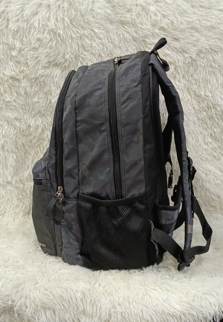 Dr. Kong large backpack (Category: Backpacks) located in Cabuyao City. Submitted by jhings.olshoppe (Listing ID 1312199549, Image 2). Description: .
