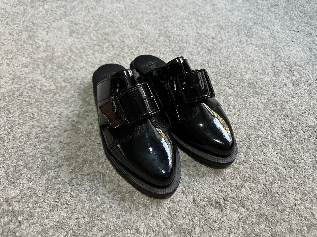 Dr martens nyro deals