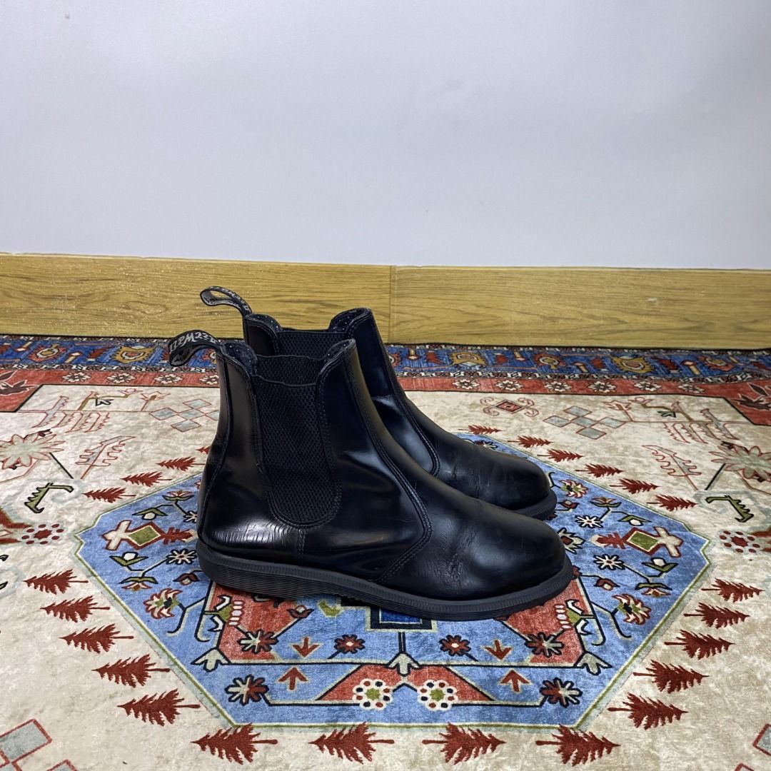 Dm flora boots shop
