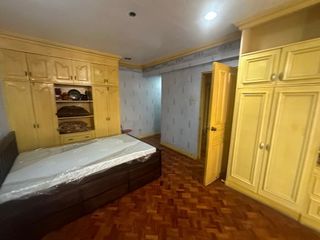 For Sale Galeria De Binondo, Manila 3 Bedrooms Bi level 3 Toilet and Bath Plus attic Multiple storage 147sqm   w/ 1 parking 8,000,000 net (buyer pays cgt and transfer taxes) **Direct buyer only  Very near Binondo Intramuros Bridge