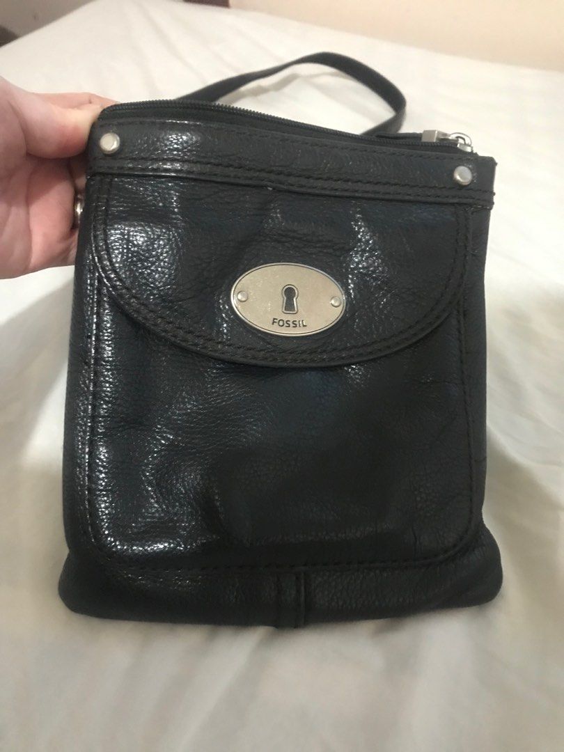 Fossil leather sling bag cheap
