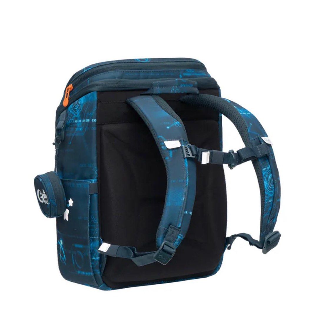 Gmt for kids Light 系列護脊書包22L -黑曜機甲, 兒童＆孕婦用品, 外出
