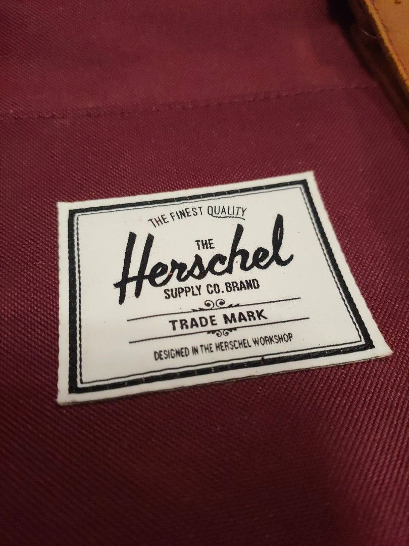 hershell backpack maroon hawk jansport school laptop bag (Category: Backpacks) located in Paranaque City. Submitted by hedgehoggie6000 (Listing ID 1312103942, Image 2). Description: bought for 3,800 never used aesthethic color. cute. quality. storage backpack. maroon color. imported well known brand. check last photo for orig price have laptop compartment at back shope checkout, lalamove, or meetup in sm sucat.
