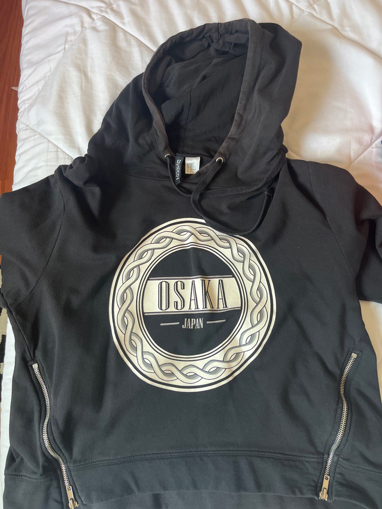 H M DIVIDED BLACK HOODIE Women s Fashion Tops Other Tops on Carousell