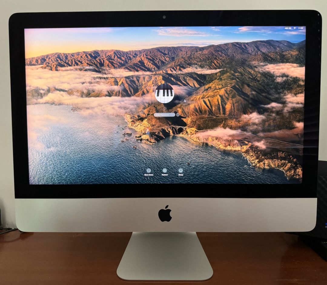 23. Mac 2017 21.5 Retina 4K, 16GB, 512GB