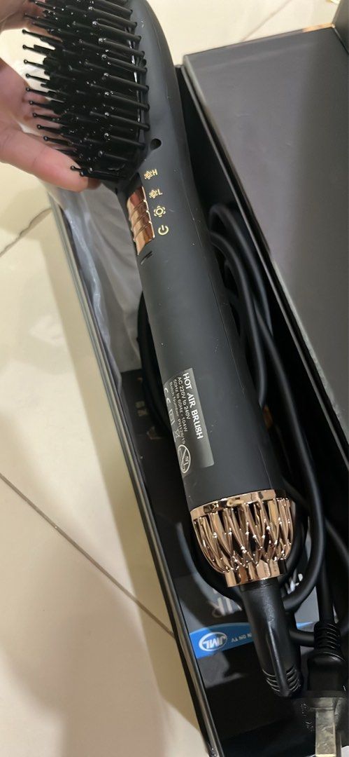 Jml hot air brush outlet