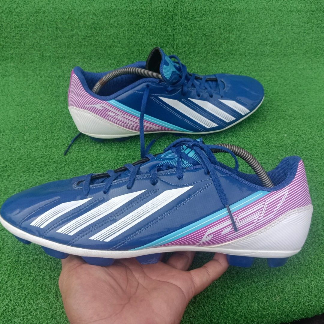 Kasut bola adidas f50 saiz 11uk Men s Fashion Footwear Boots on Carousell