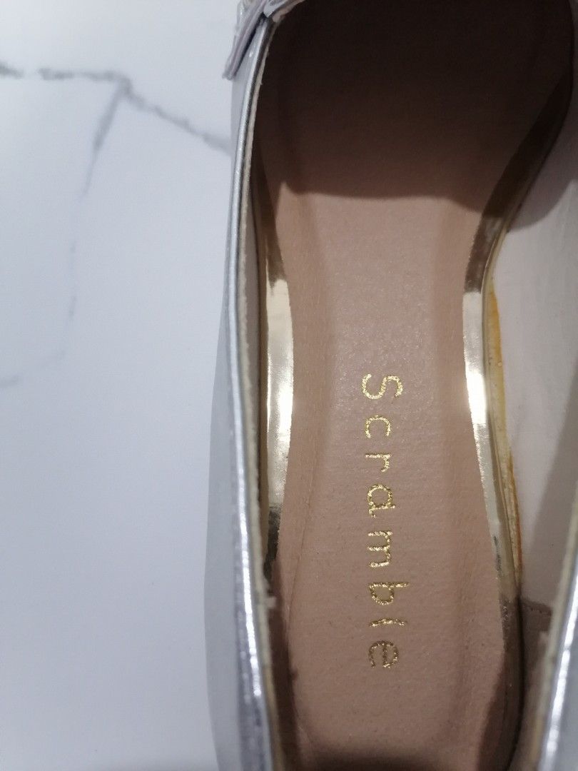 Ladies Loafer Shoes Silver (Category: Loafers) located in Manila. Submitted by declutzz.4u (Listing ID 1312258051, Image 3). Description: -Preloved-Declutter -Used Once(nakatago na lang po) -Best fit for Slim feet -Size 24cm(see photo posted above) -Cute Metallic Silver -Fashionable - down to 400.