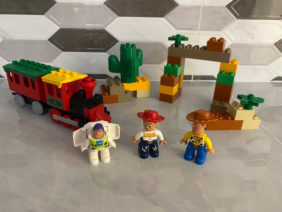Lego Duplo 5659 The Great Train Chase Hobbies Toys Toys Games on Carousell