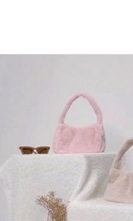 (Category: ) located in . Submitted by instocksfastdeal (Listing ID 1312096995, Image 1). Description: .