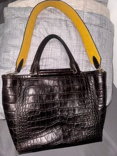 (Kategori: ) berada di . Dikirim oleh queena_store (ID iklan 1312196087, Gambar 1). Deskripsi: .