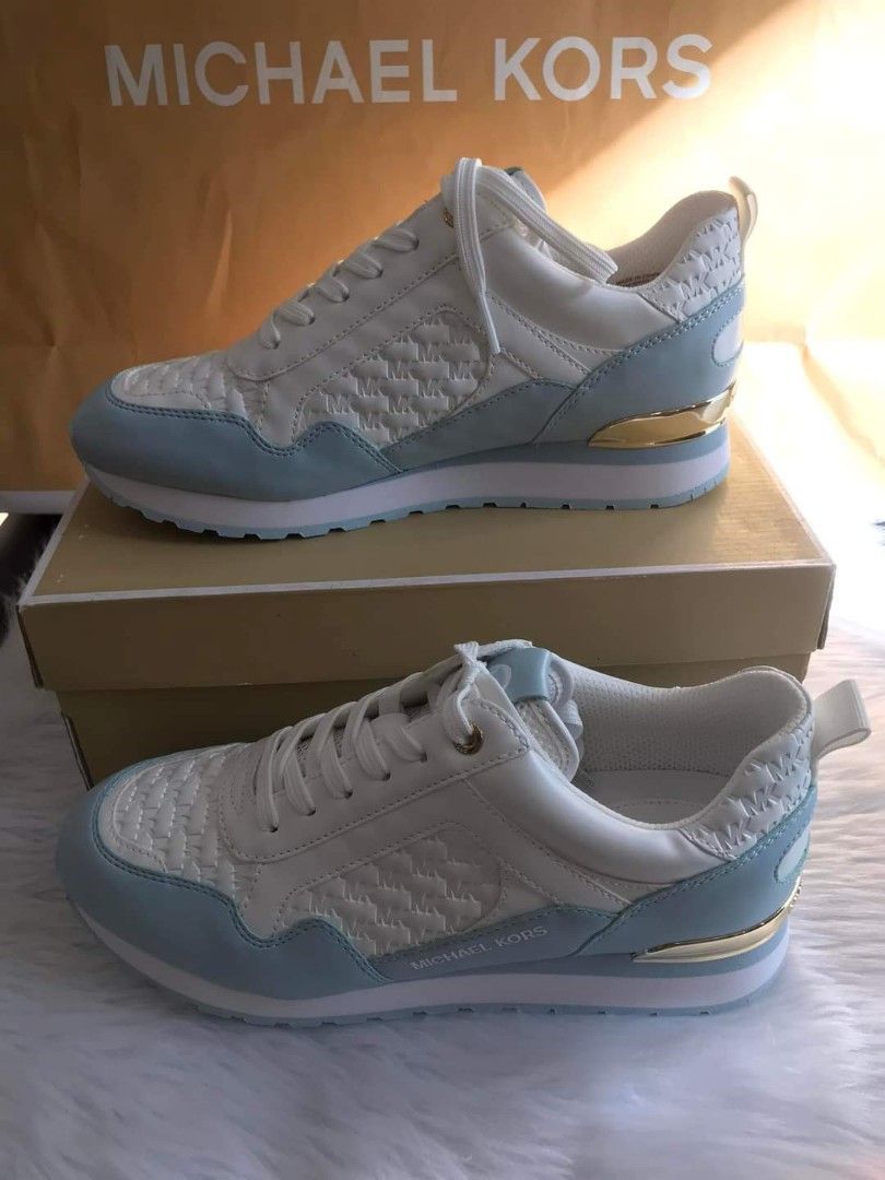MICHAEL KORS SNEAKERS SIZE 8 Women s Fashion Footwear Sneakers on Carousell