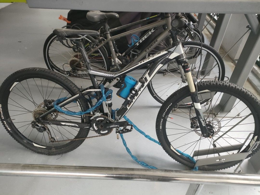 Giant Trance 2 2014 Black and White Mountain Bike Sports Equipment Bicycles Parts Bicycles on Carousell