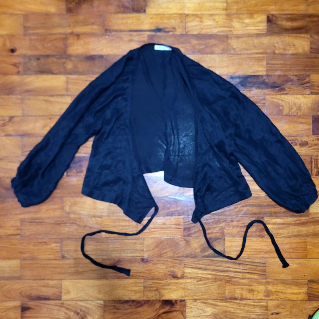 Niko and... Black Cropped Cardigan (Category: Coats, Jackets and Outerwear) located in Las Pinas. Submitted by mrcdshon (Listing ID 1312259281, Image 1). Description: Cropped Cardigan Sleeve Length: 29" Sleeve Opening: 5" Width: 20".