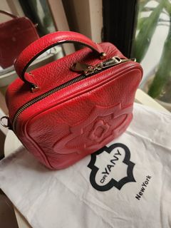 (Category: ) located in . Submitted by solelypreloved (Listing ID 1312235532, Image 1). Description: .