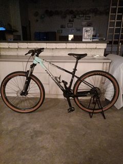 (Category: ) located in . Submitted by showh (Listing ID 1312277750, Image 1). Description: .