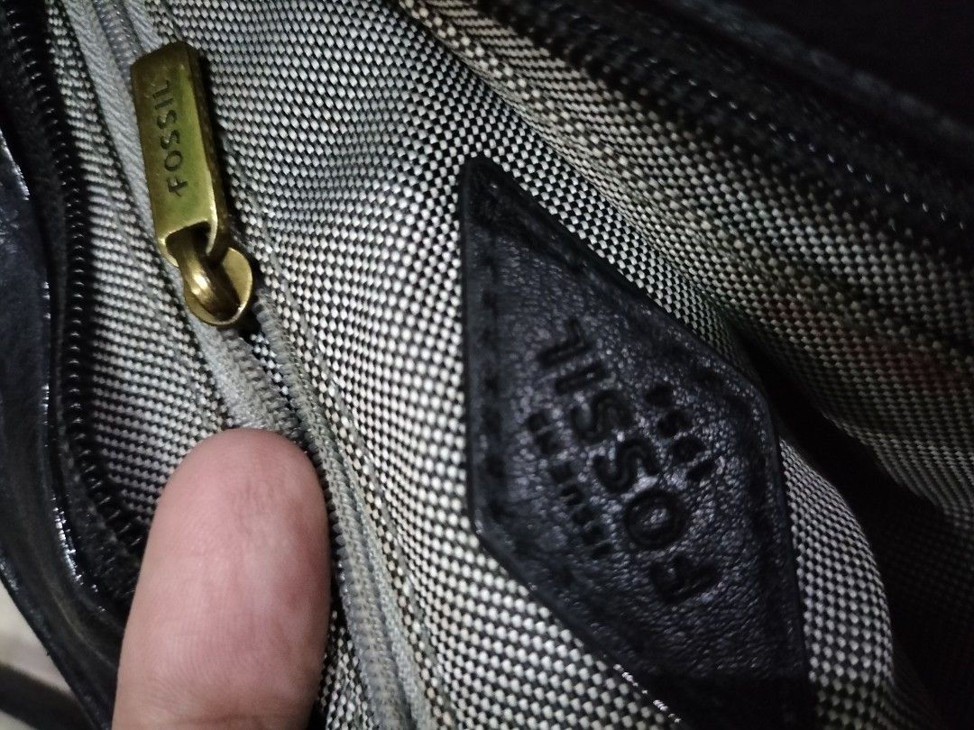 Fossil bag serial number on sale