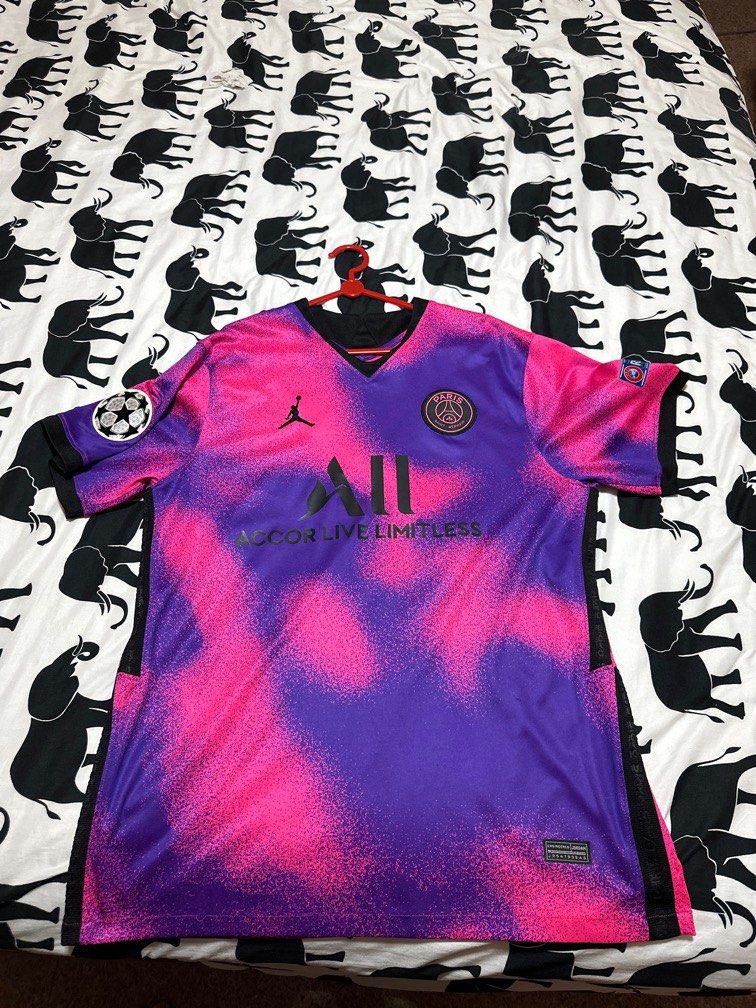 psg pink kit mbappe