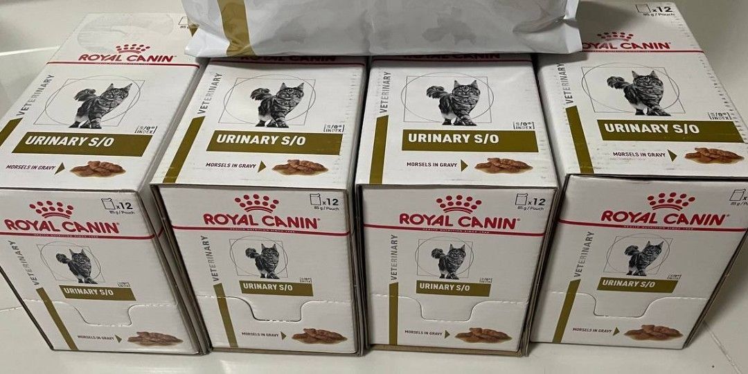 Ready Stock Royal Canin Urinary S O Wet Pouches 1 box of 12 35 CONTAIN PORK Veterinary Diet Morsels for cat with struvite stones problem