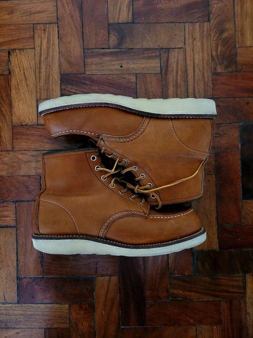 Red Wing 875 Moc Toe Leather Boots (Category: Boots) located in Quezon City. Submitted by forgarments (Listing ID 1312168678, Image 1). Description: Red Wing 875 Moc Toe Leather Boots Excellent Condition -Heel & Toe Drags. See the photos for details. Size: 7 US | 39 EUR -5300.