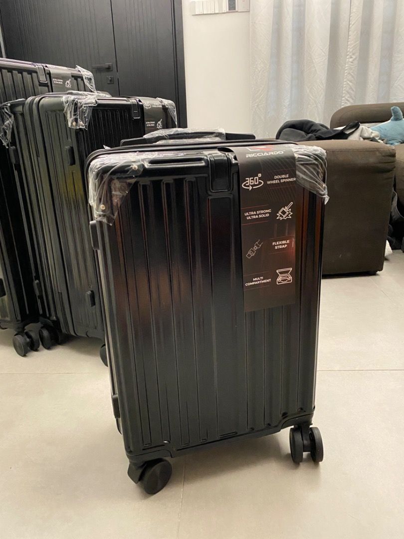 Ricciardo luggage price discount