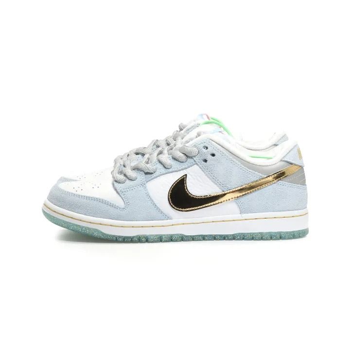 Sean Cliver x Dunk Low SB 'Holiday Special', Men's Fashion