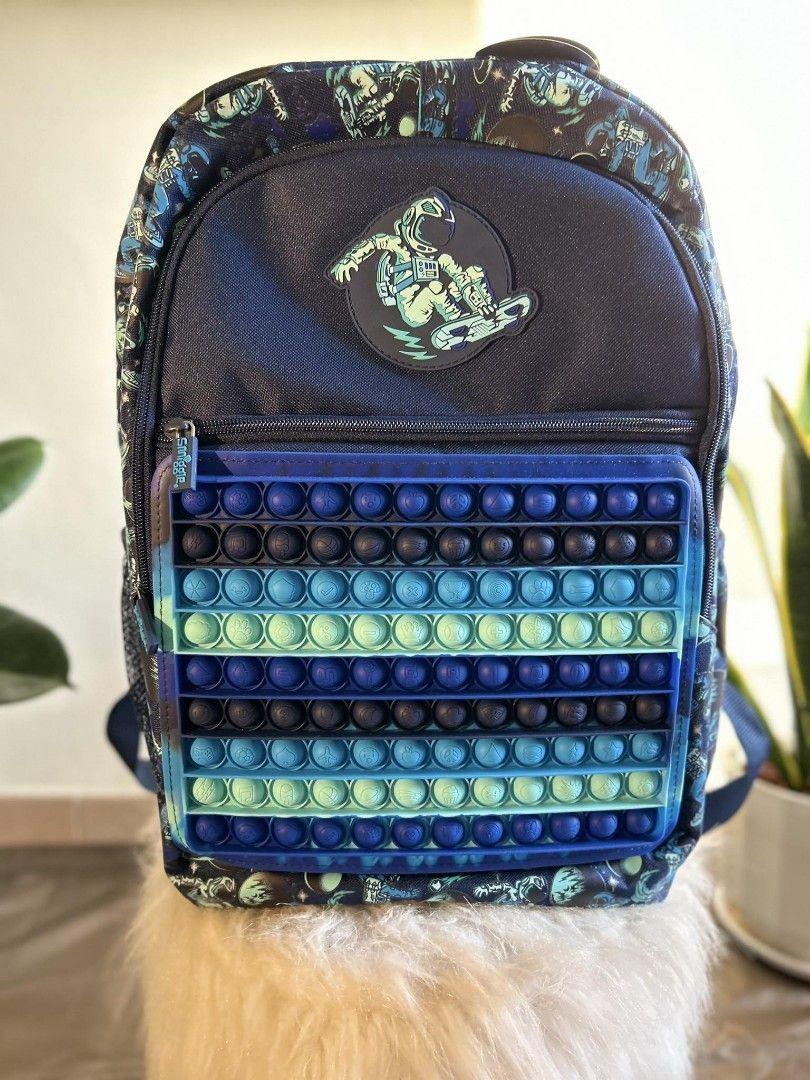 CLEARANCE SALE‼ SMIGGLE CLASSIC BOYS BACKPACK KIDS SCHOOL BAG 💯 ORIGINAL FROM DUBAI 🇦🇪 (Category: Babies & Kids Fashion) located in Malabon City. Submitted by toughMeg (Listing ID 1312161098, Image 3). Description: CLEARANCE SALE‼SMIGGLE CLASSIC BOYS BACKPACK KIDS SCHOOL BAG 💯 ORIGINAL FROM DUBAI 🇦🇪 ‼ON HAND - READY TO SHIP 📍LOCATION: MALABON.