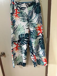 (Category: ) located in . Submitted by prelovedanddeclutter (Listing ID 1312134091, Image 1). Description: .
