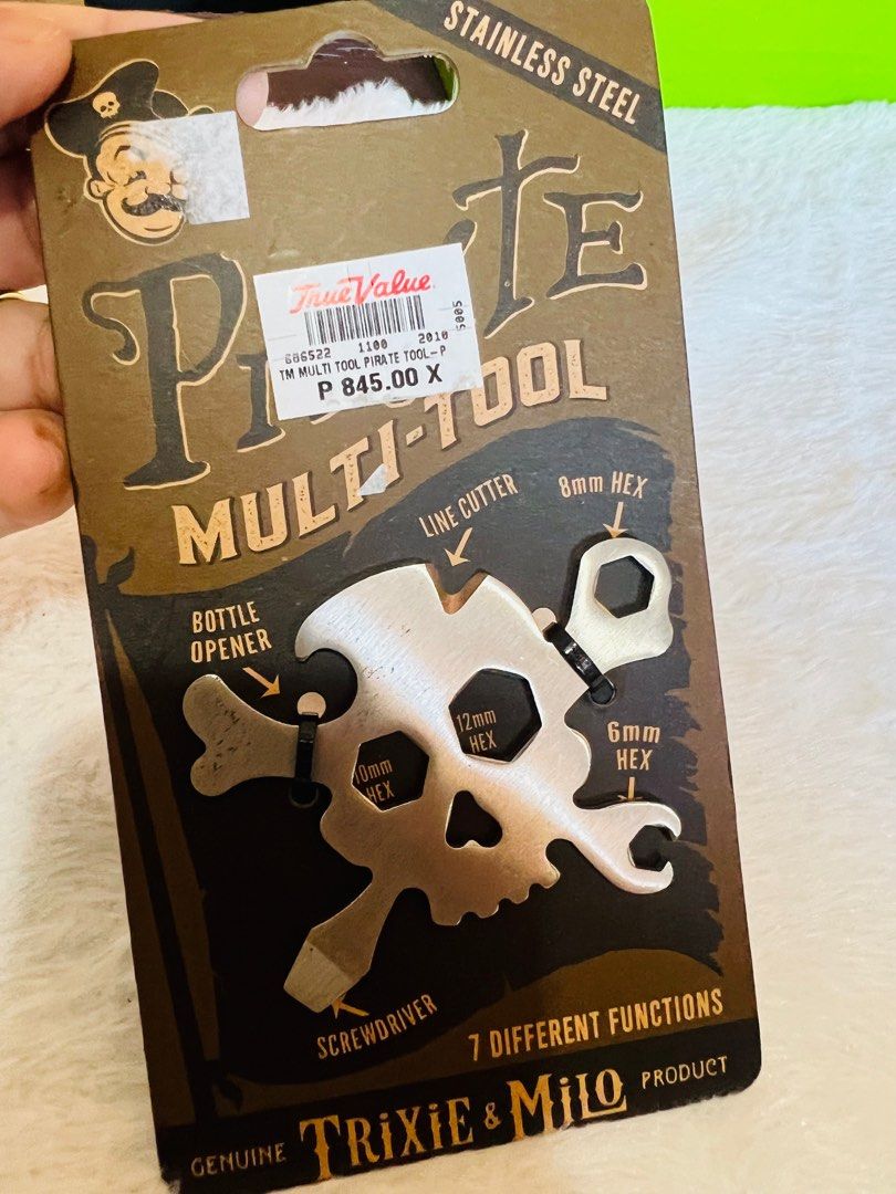TRUE VALUE MULTI-TOOL (Category: Everything Else Others) located in Taguig. Submitted by secondoutlet (Listing ID 1312198633, Image 1). Description: MULTI-TOOL 📌Pirate 📌True Value 📌small tarnish.