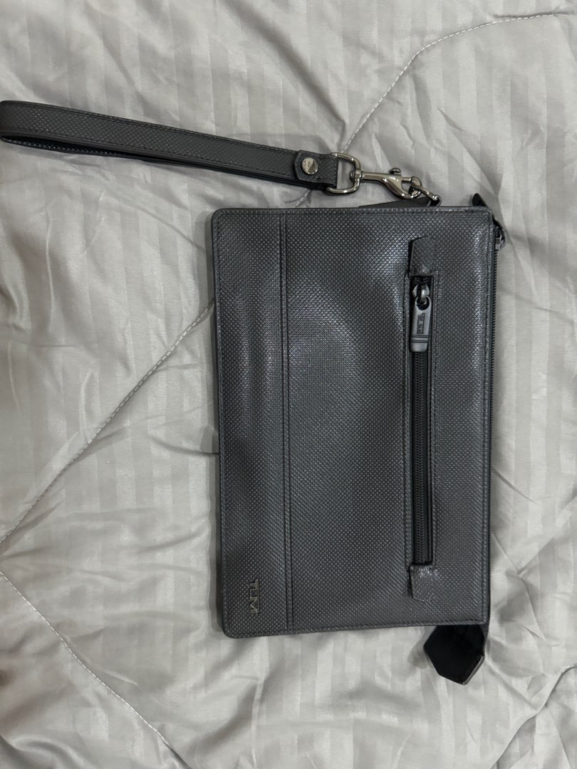 Tumi double zip clutch online