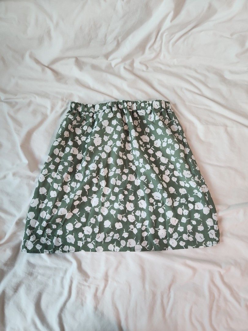 valleygirl green floral skirt