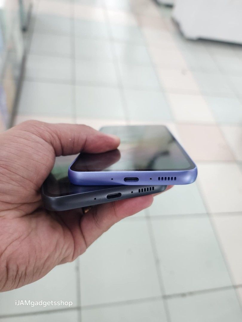 A34 5g 256gb 2ndhand (Category: Samsung) located in Pasig City. Submitted by ijamgadgets (Listing ID 1317225828, Image 2). Description: samsung A34 5g 2ndhand good as new 256gb we do cod and same day delivery can pick up in our store in greenhills.