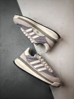 (Category: ) located in . Submitted by lovely_shoes (Listing ID 1317200455, Image 1). Description: .
