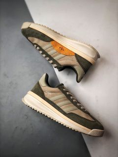 (Category: ) located in . Submitted by lovely_shoes (Listing ID 1317200950, Image 1). Description: .