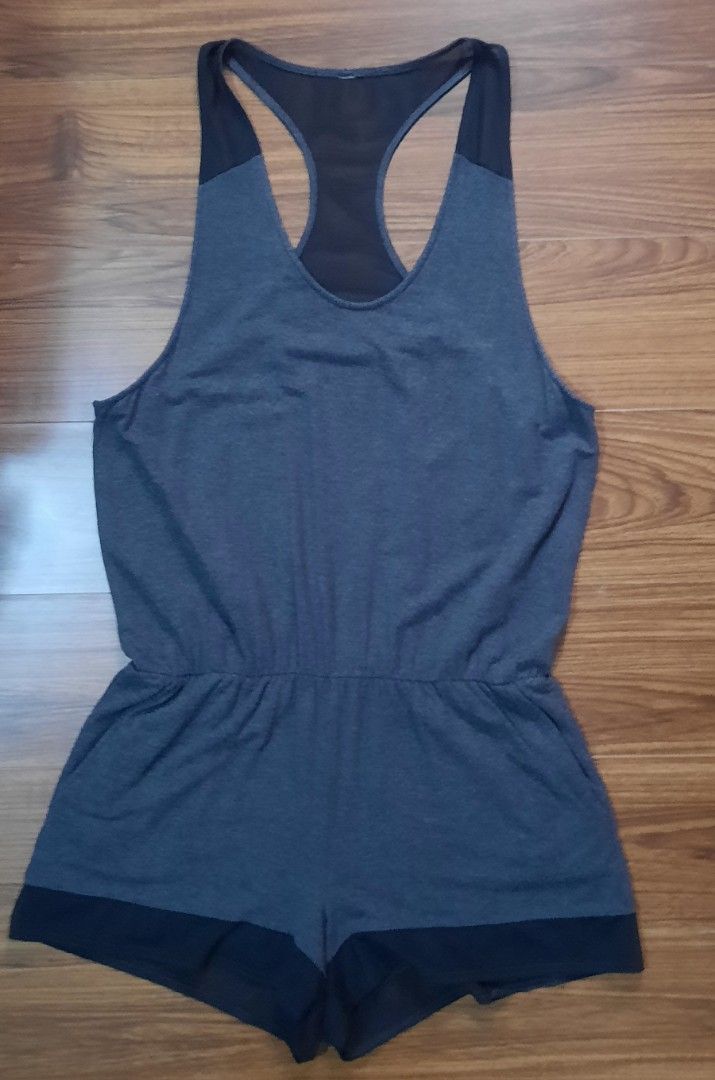 Alo Yoga Tranquility Romper Black Size L (Category: Activewear) located in Antipolo. Submitted by mamchie (Listing ID 1317228702, Image 3). Description: Alo Yoga Tranquility Romper Black Size L - Bust Flat ( 41 inch ) Waist Flat ( 32 inch ) Garterized Must fit L to XL Made in Vietnam * No tear-away label.