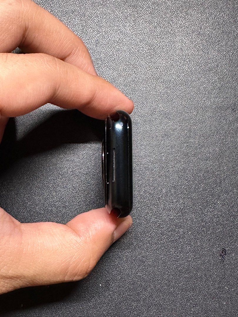 Apple Watch Series 7 | 41mm | GPS (Category: Wearables & Smart Watches) located in Quezon City. Submitted by amdacles (Listing ID 1317257512, Image 3). Description: Apple Watch Series 7 | 41mm | GPS Midnight Aluminum Case | 32GB P12,000 95% Smooth. LADY OWNED. Battery Health: 85% Inclusions: - Apple Watch - Original Midnight Sport Band (Regular) - 3 pcs. 3rd party sport bands - Charger - Box RFS: Need funds. Price is non-negotiable. NO SWAP. .
