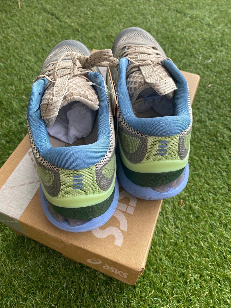 ASICS GEL KAYANO GARGOYLE FOG US 7.5 (Category: Sneakers) located in Singapore. Submitted by shoeshi_sassyme_sg (Listing ID 1317232564, Image 4). Description: .