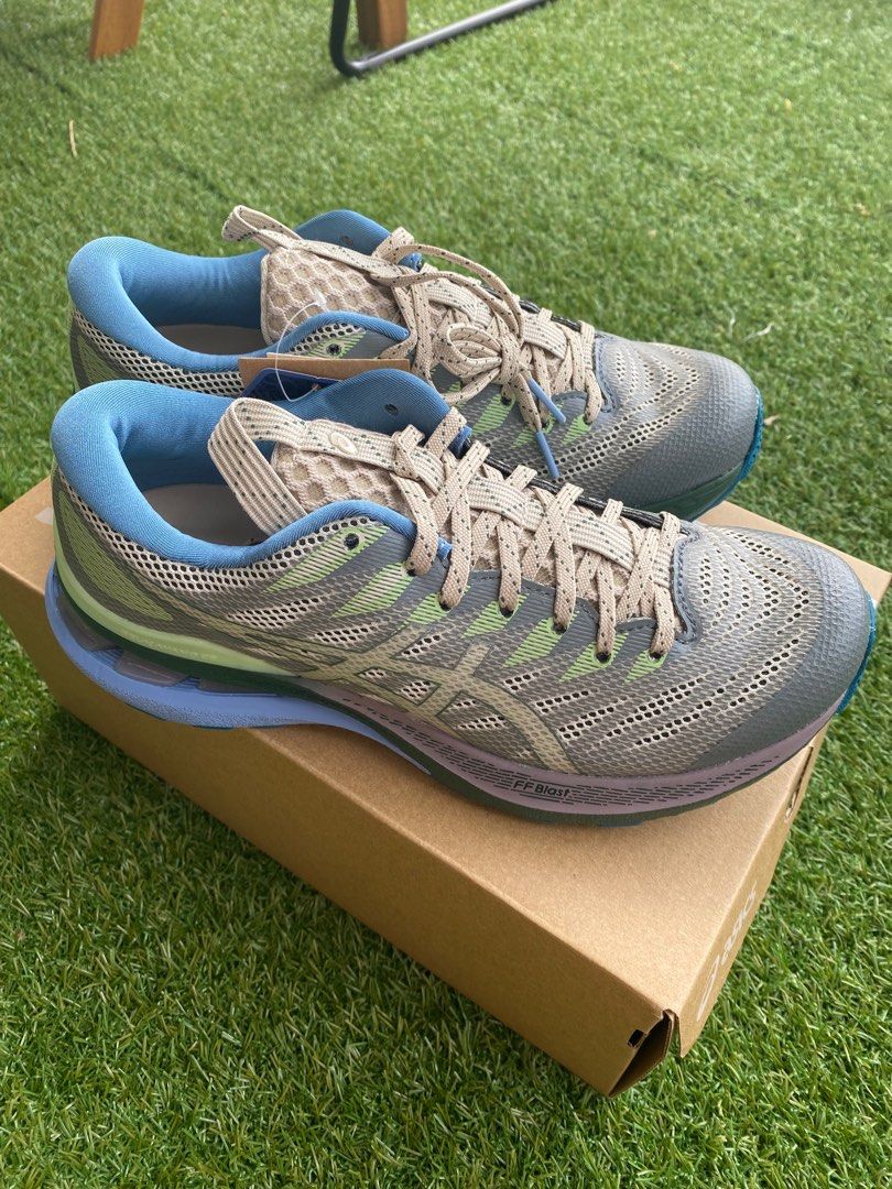 ASICS GEL KAYANO GARGOYLE FOG US 7.5 (Category: Sneakers) located in Singapore. Submitted by shoeshi_sassyme_sg (Listing ID 1317232564, Image 3). Description: .
