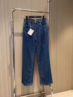 (Category: ) located in . Submitted by luxurycloset.shop (Listing ID 1317331387, Image 1). Description: .