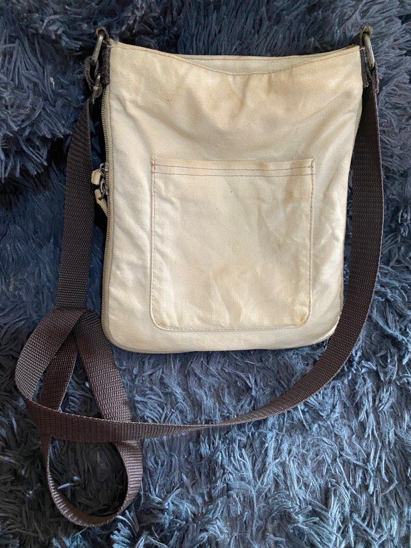 Canvas sling outlet