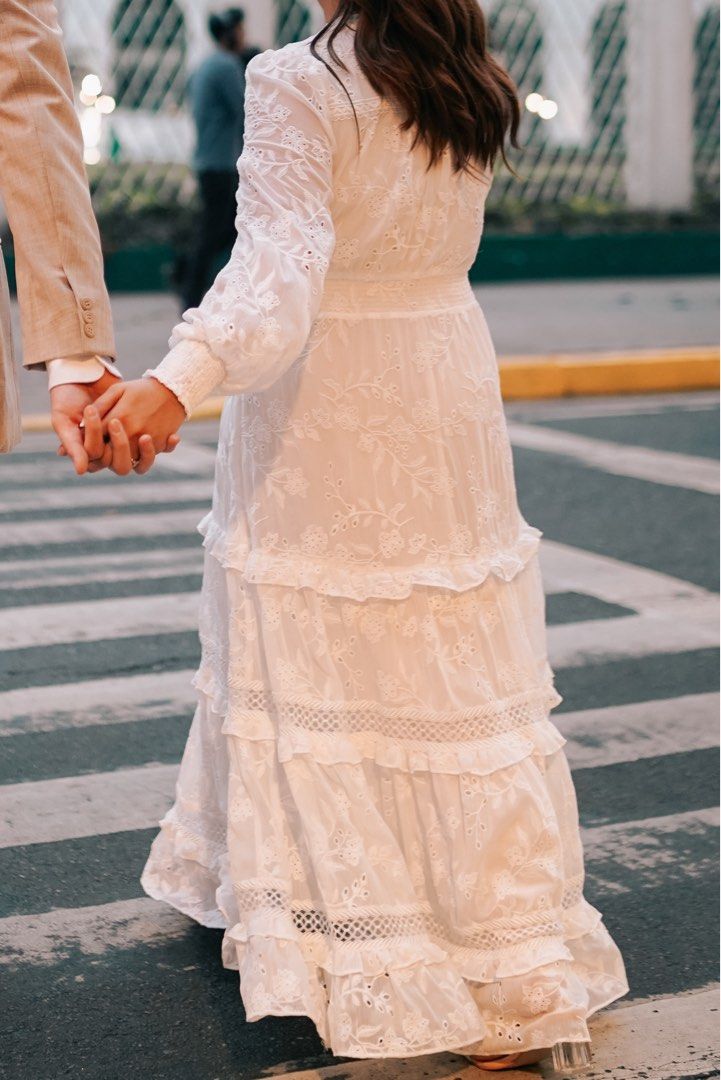 EVER NEW White Helena Embroidered Lace Dress Long Sleeve Midi Prenup Wedding Women s Fashion Dresses Sets Dresses on Carousell