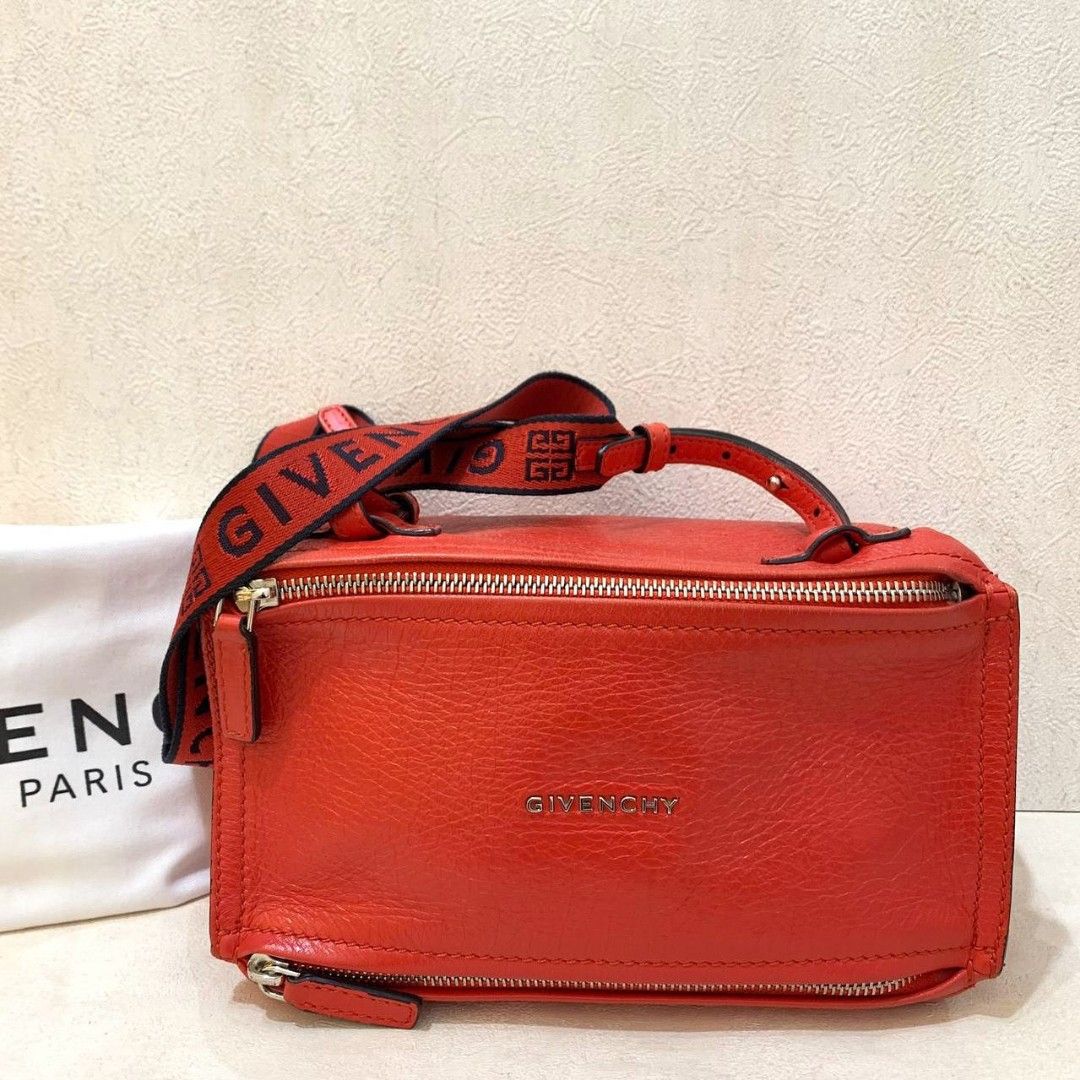 Fast Sale, Preloved, Givenchy Mini Pandora in Red Grained SHW Strap Logo  2018, size 24 x 13 x 10 cm, With dustbag, •Nett, •Exclude ongkir ❤